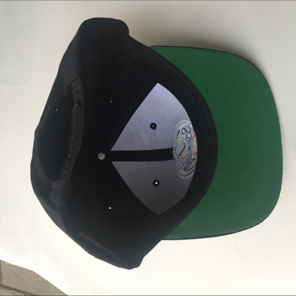 Struggle Black and white cap - Picture 2 of 4